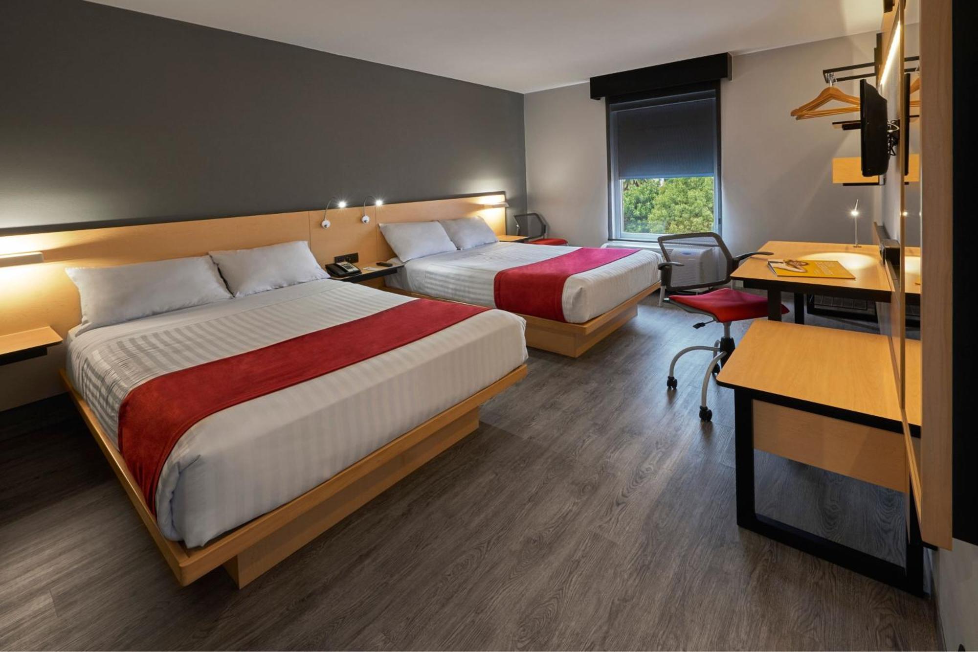 City Express By Marriott Irapuato Exterior photo