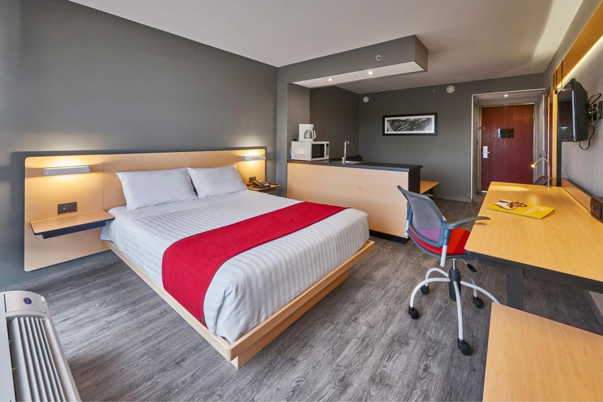 City Express By Marriott Irapuato Exterior photo